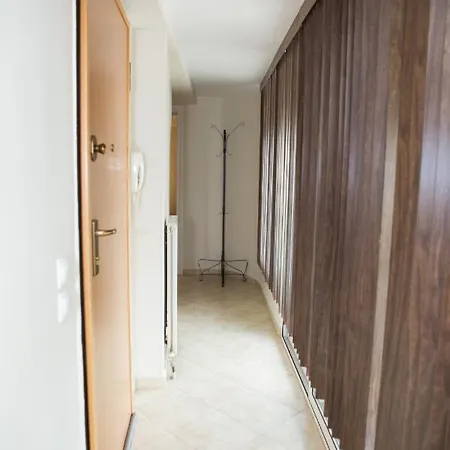 Acropolis Breeze Penthouse -touch The Sky Apartamento *