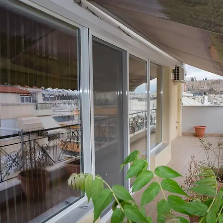 Acropolis Breeze Penthouse -touch The Sky